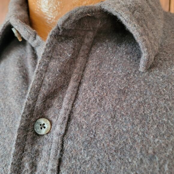 C.E. Schmidt Workwear Men’s XL Brown Heavy Cotton Button Down Shirt 100% Cotton - Picture 4 of 8